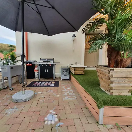 Апартаменты A-m *